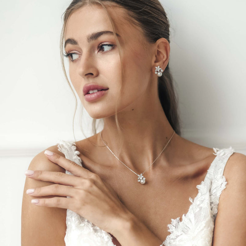 Silver Fleur Earrings