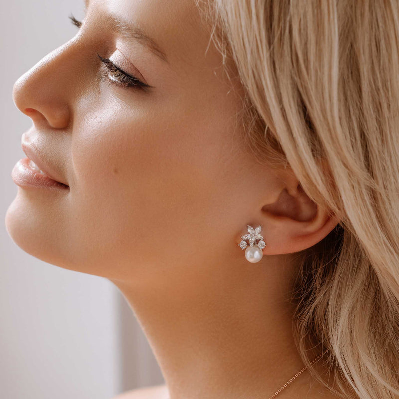 Silver Fleur Earrings