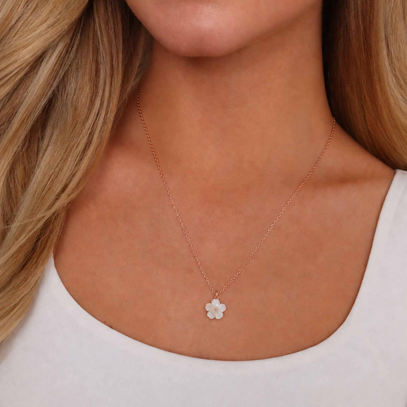 Daisy Necklace